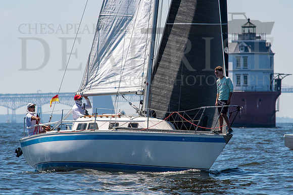 DEADRISE MARINE PHOTO-BYCA RACE TO BALTIMORE-3615