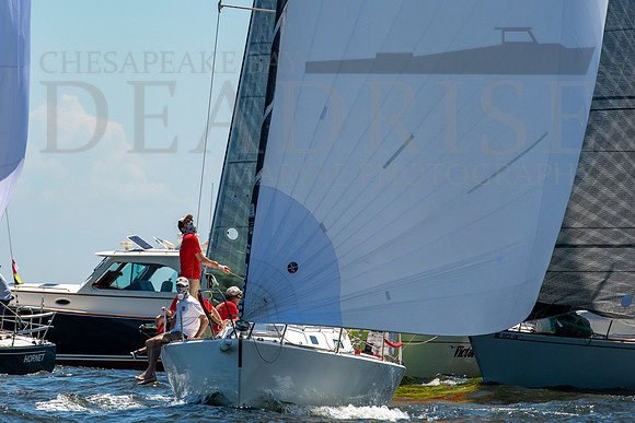 DEADRISE MARINE PHOTO-BYCA RACE TO BALTIMORE-4840